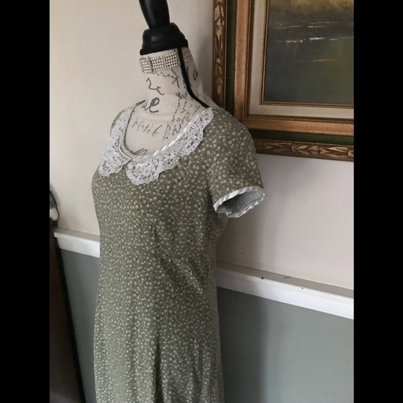 💚 Rare Vintage ” Arrested” by Jonathan Martin Lace Collar Dress ‼️FINAL SALE - Picture 8 of 8